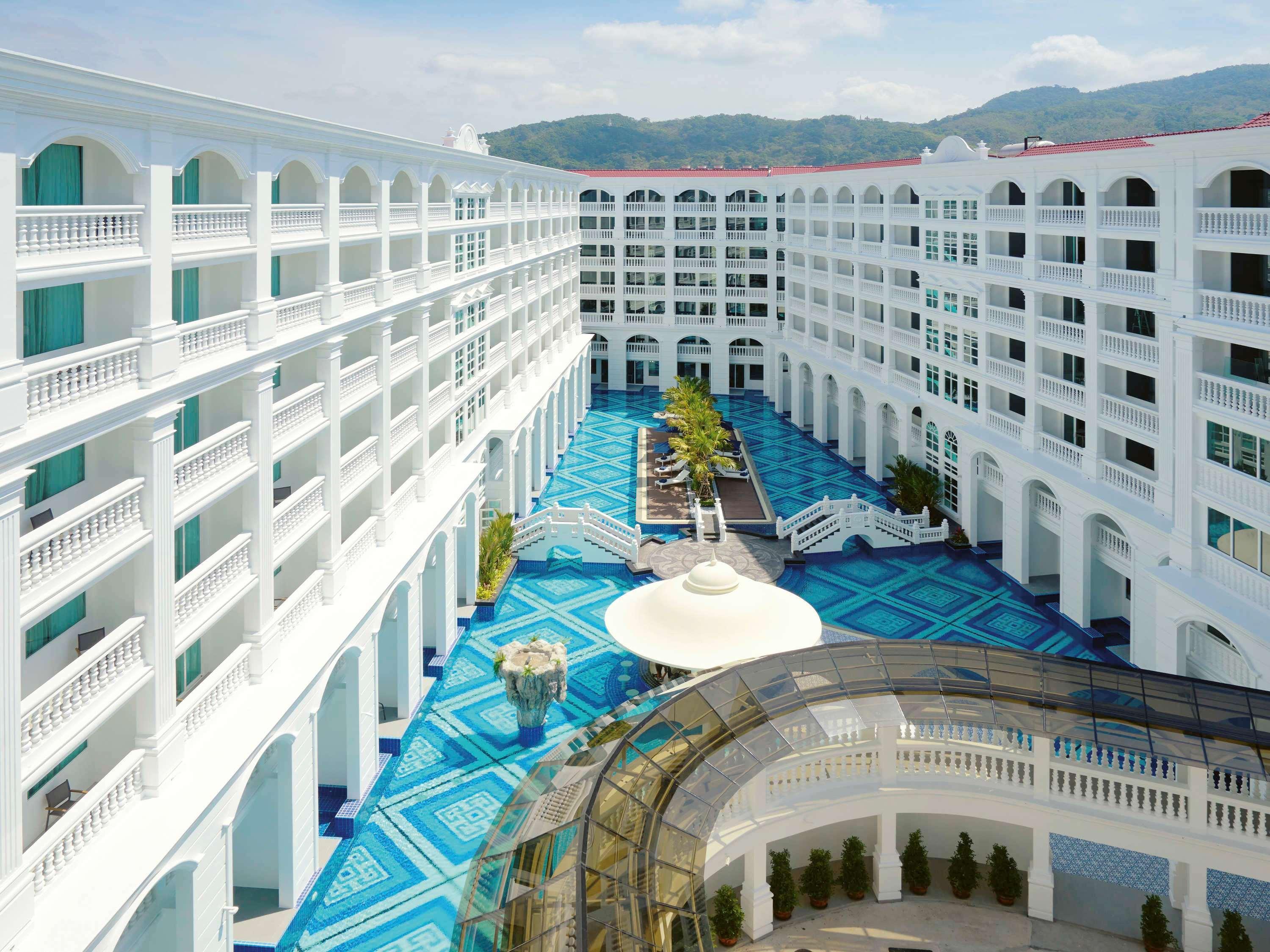 Moevenpick Myth Hotel Patong Phuket Exterior photo The interior of the hotel
