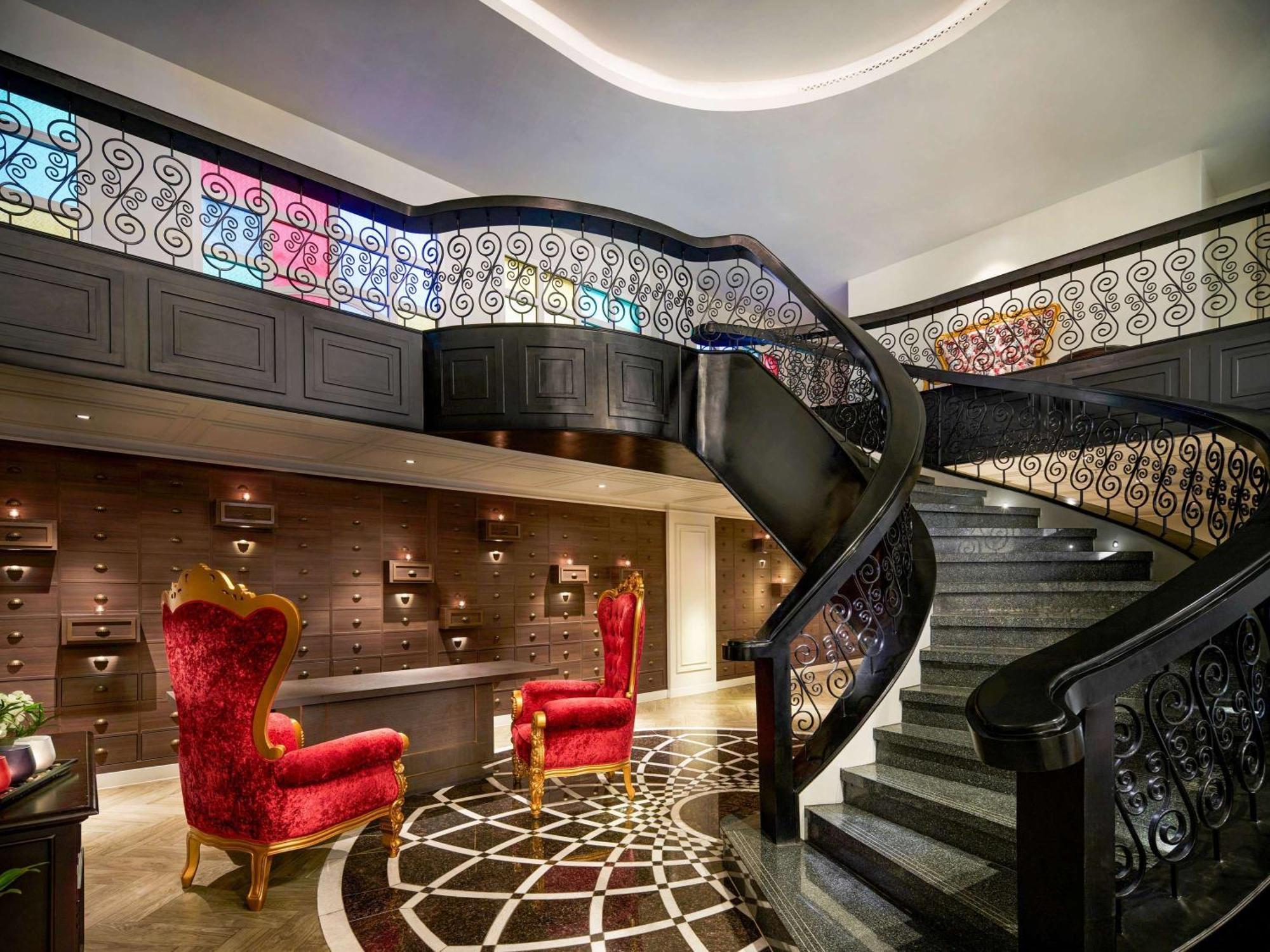 Moevenpick Myth Hotel Patong Phuket Exterior photo The lobby of the Mandarin Oriental, Kuala Lumpur