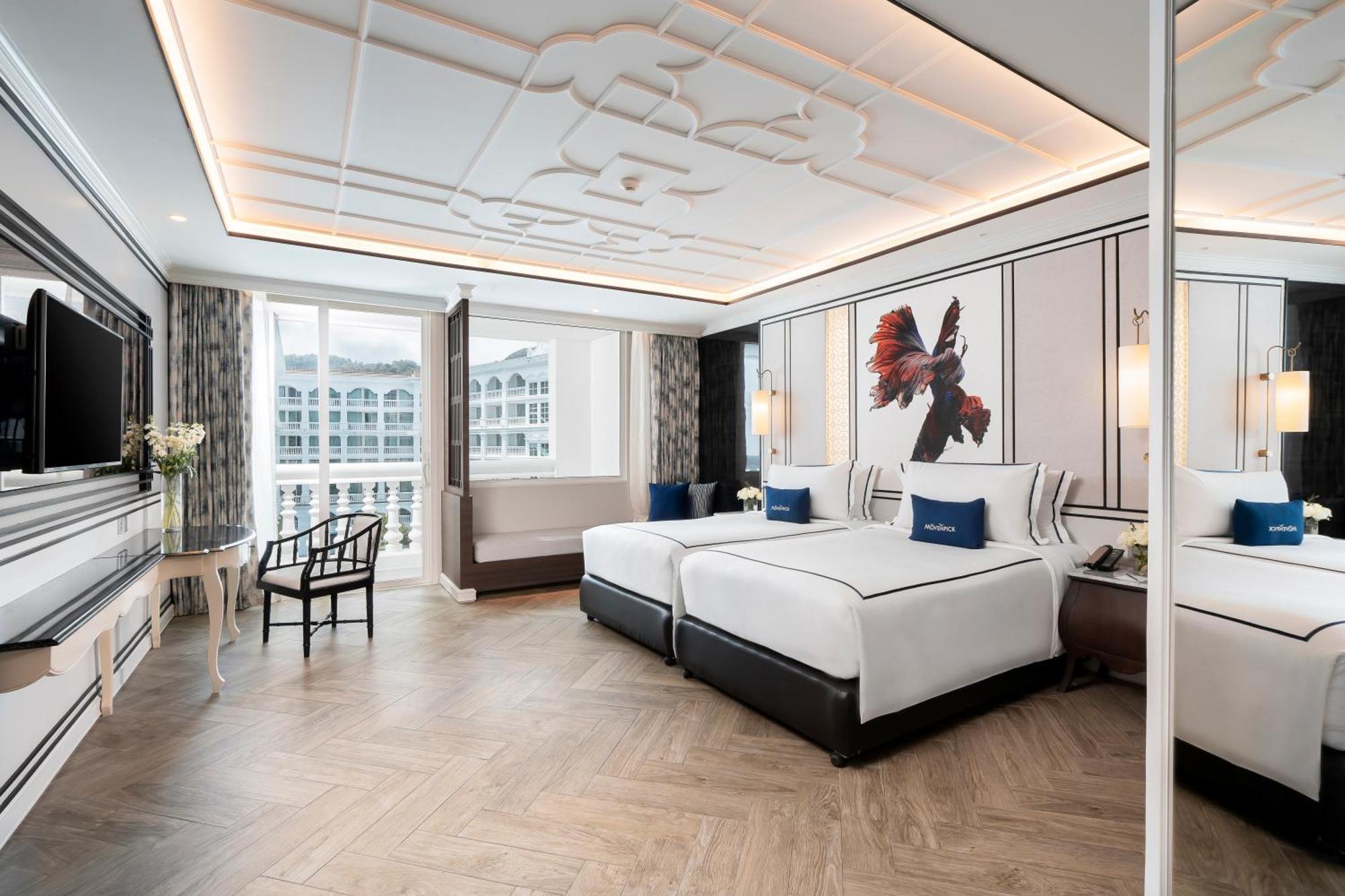 Moevenpick Myth Hotel Patong Phuket Exterior photo Deluxe Room