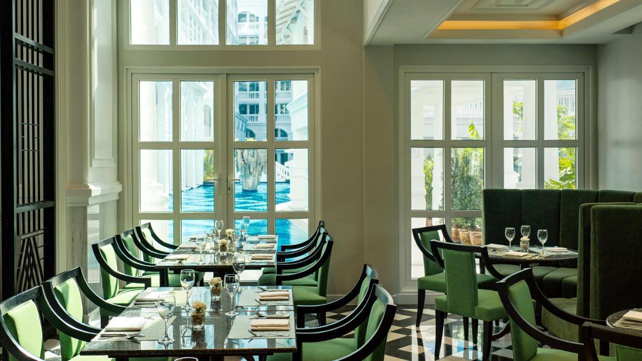 Moevenpick Myth Hotel Patong Phuket Exterior photo The interior of the restaurant